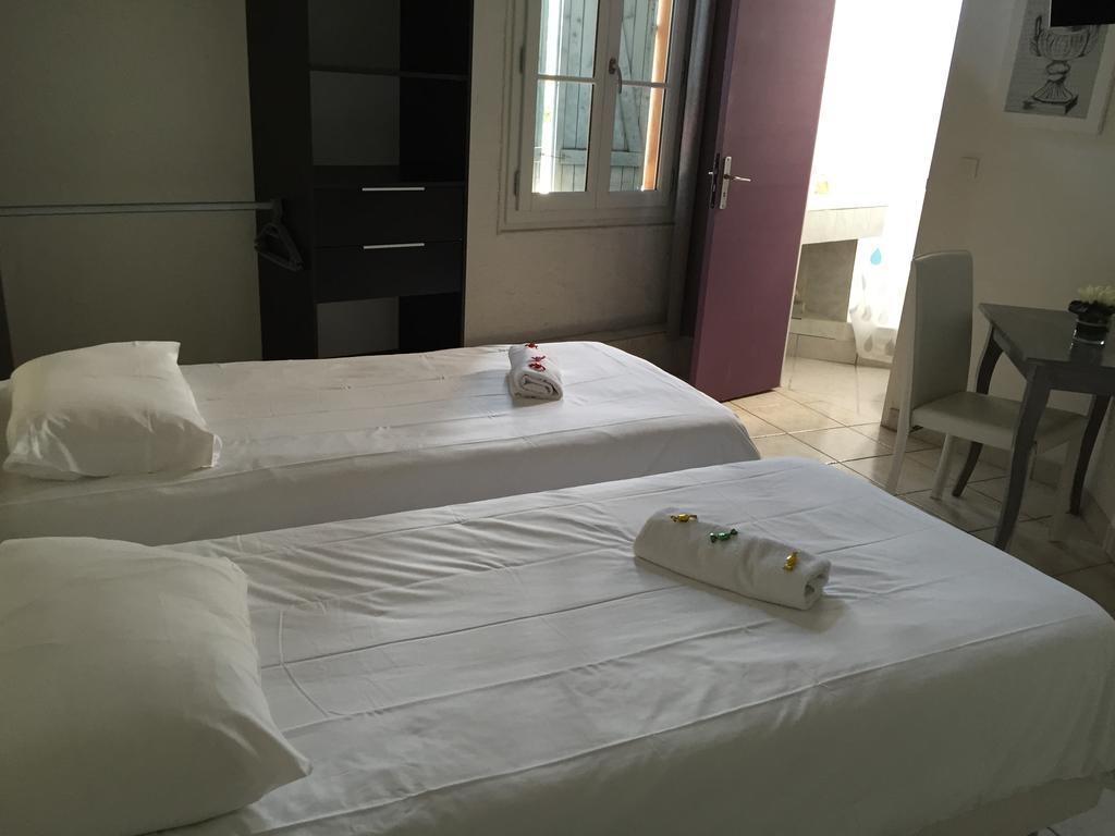 Hotel Restaurant Le 8 ماندوليو لا نابول المظهر الخارجي الصورة
